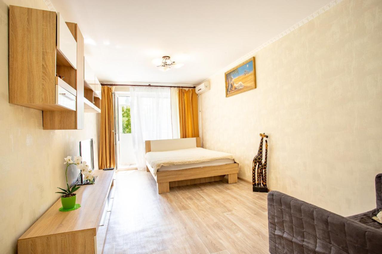 Apartment On Central Avenue-3 Slobodskaya Mykolaïv Esterno foto